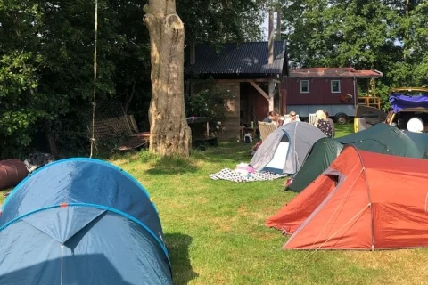 Kampeerplek Nederland Friesland 30-personen