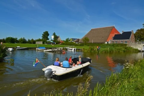 Vakantiehuis Nederland Friesland 22-personen