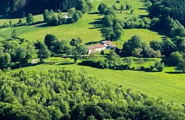 Groepsaccommodatie Frankrijk Auvergne 28-personen