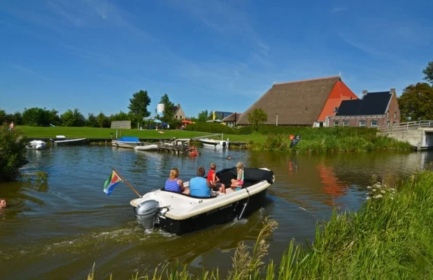 Vakantiehuis Nederland Friesland 22-personen